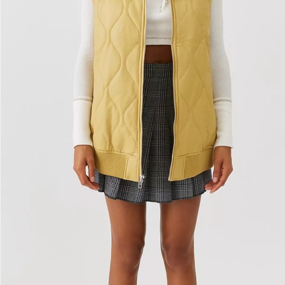 Women's Urban Outfitters UO Annie Faux Leather Liner Vest - Picture 8 of 12